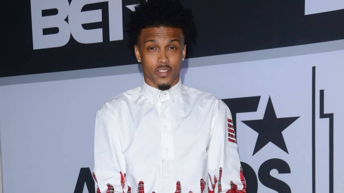 August Alsina at the Press Room for the 2014 BET AWARDS