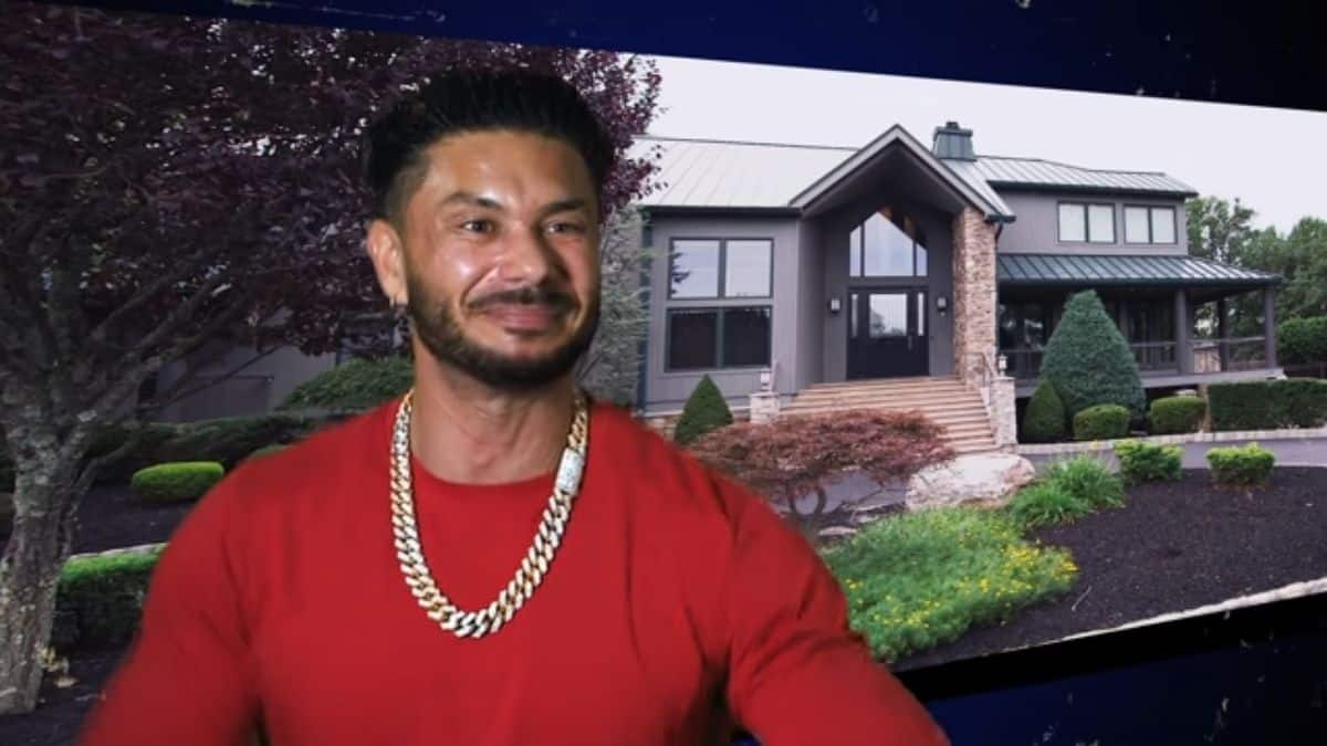 Pauly DelVecchio on Jersey Shore Family Vacation.