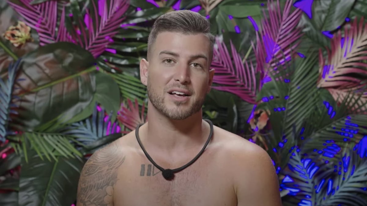 mike mulderrig during an ex on the beach 5 confessional interview