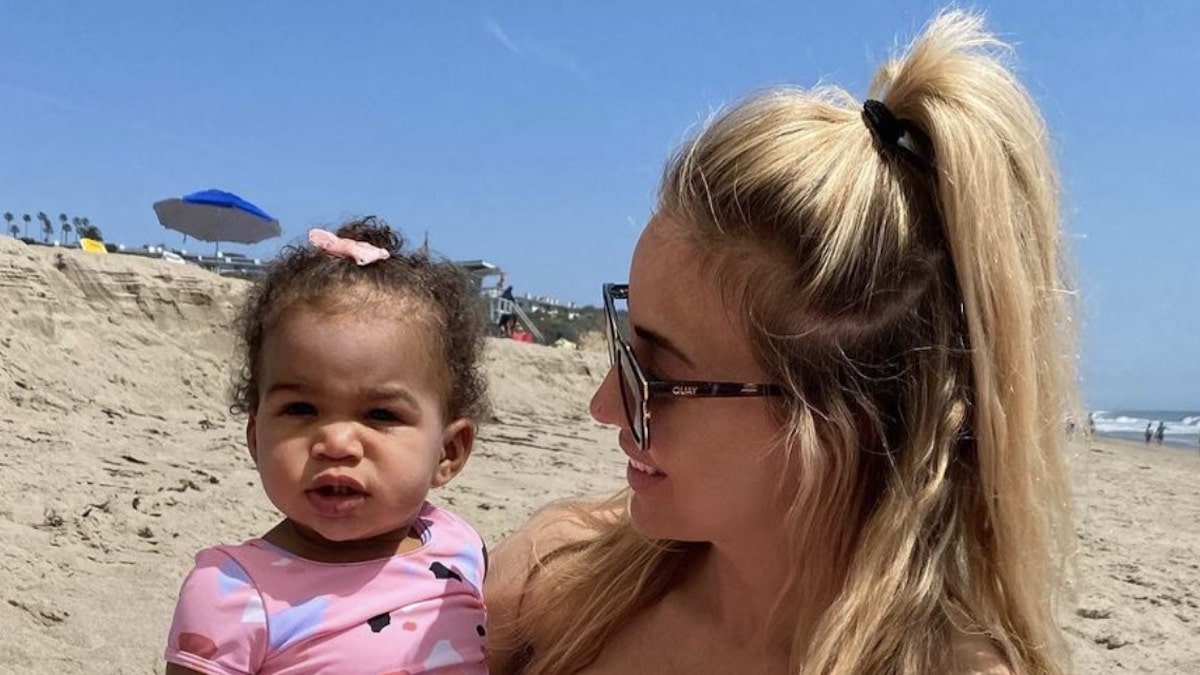 ashley kelsey with daughter snoh in malibu
