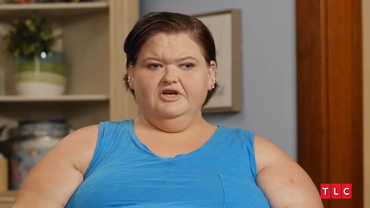 1000-Lb. Sisters star Amy Slaton plans to have her tubes tied after delivering second child.