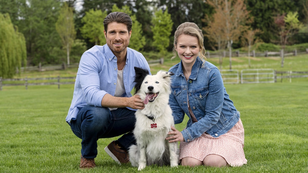 Andrea Brooks and Marcus Rosner in Romance to the Rescue