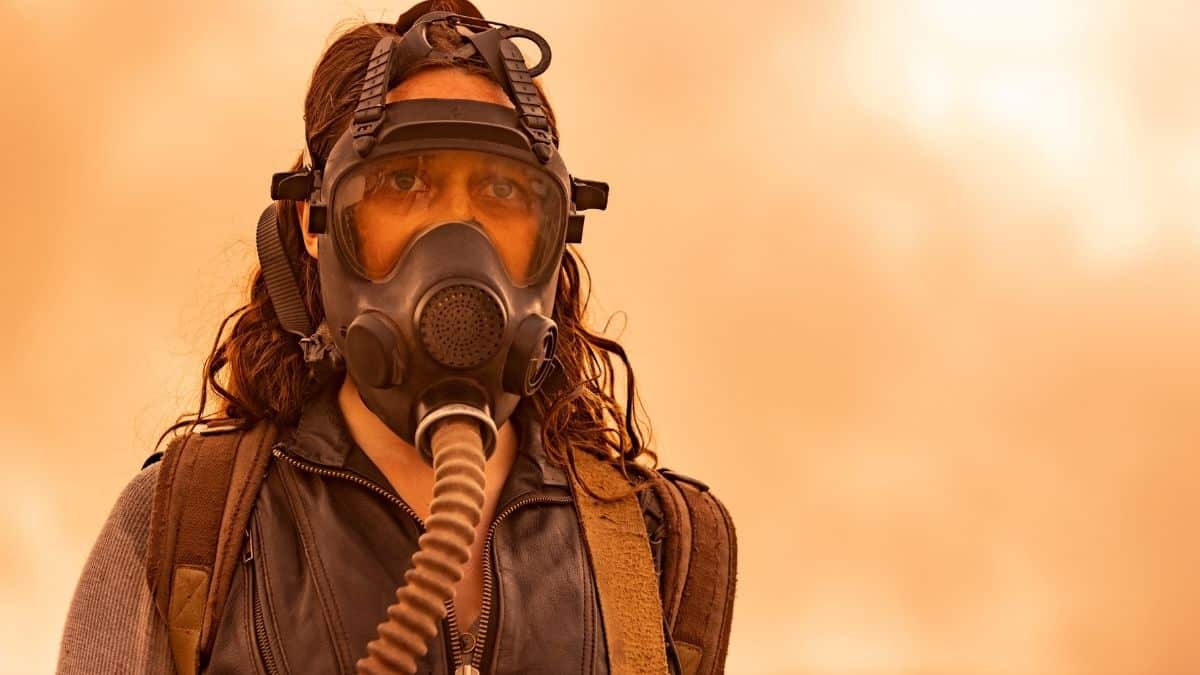 Alycia Debnam-Carey stars as Alicia Clark in Episode 15 of AMC's Fear the Walking Dead Season 7