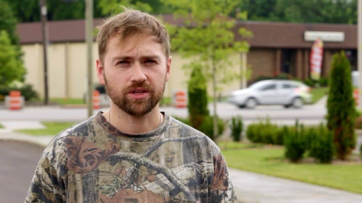 90 Day Fiance: Paul Staehle shares video working by the woods