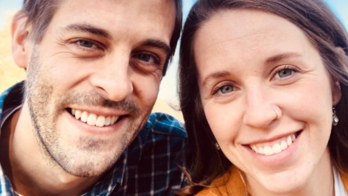 Derick Dillard and Jill Duggar selfie.