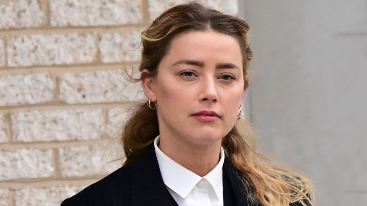 Amber Heard testifies in a defamation trial
