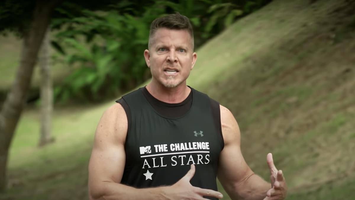 the challenge star mark long appears in all stars 3 video