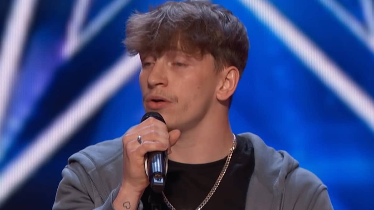 America's Got Talent: Who is British singer Lee Collinson and where can you  find him on Instagram?