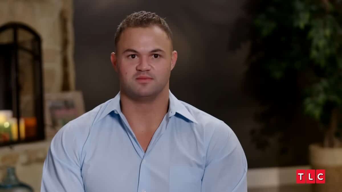 90 Day Fiance star Patrick Mendes lives a luxurious life thanks to his career in sales.