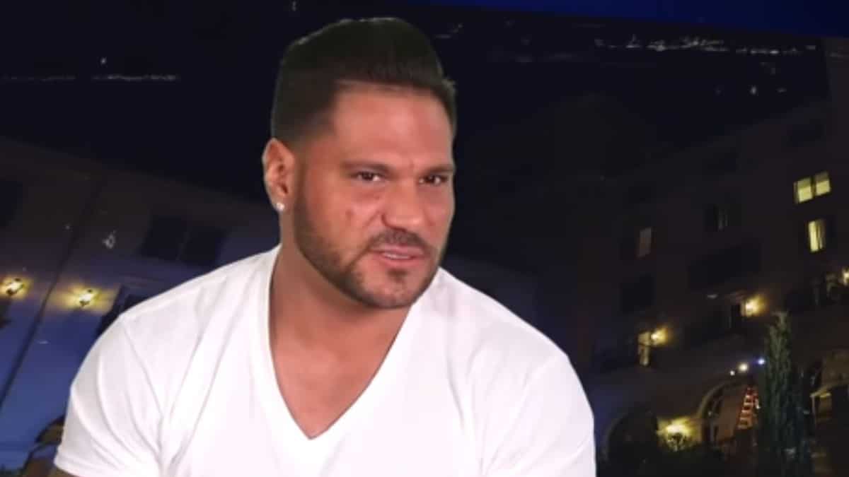Ronnie Ortiz-Magro of Jersey Shore Family Vacation.
