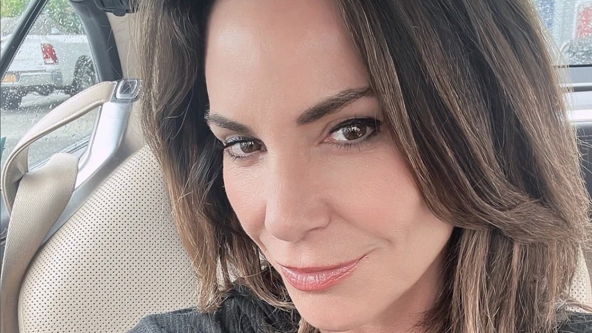 Luann de Lesseps celebrates rehab opening.