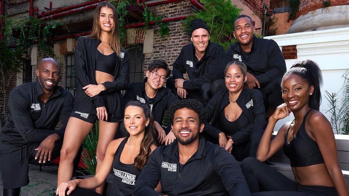 1. "The Challenge" cast members with blue hair - wide 6