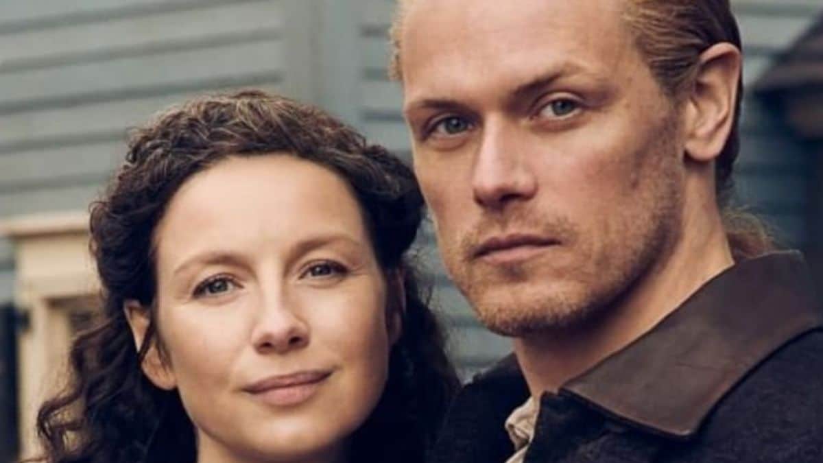 Caitriona Balfe as Claire and Sam Hueghan as Jamie Fraser, as depicted in Season 6 of Starz's Outlander