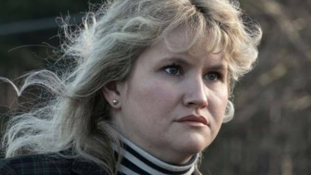 Jillian Bell stars as Gina in one of the Season 1 episodes of AMC's Tales of The Walking Dead