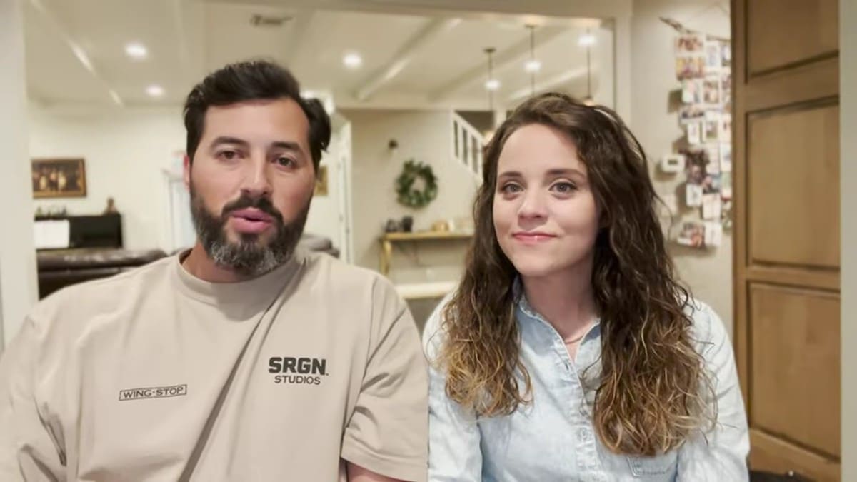 Jinger and Jeremy Vuolo on their vlog.