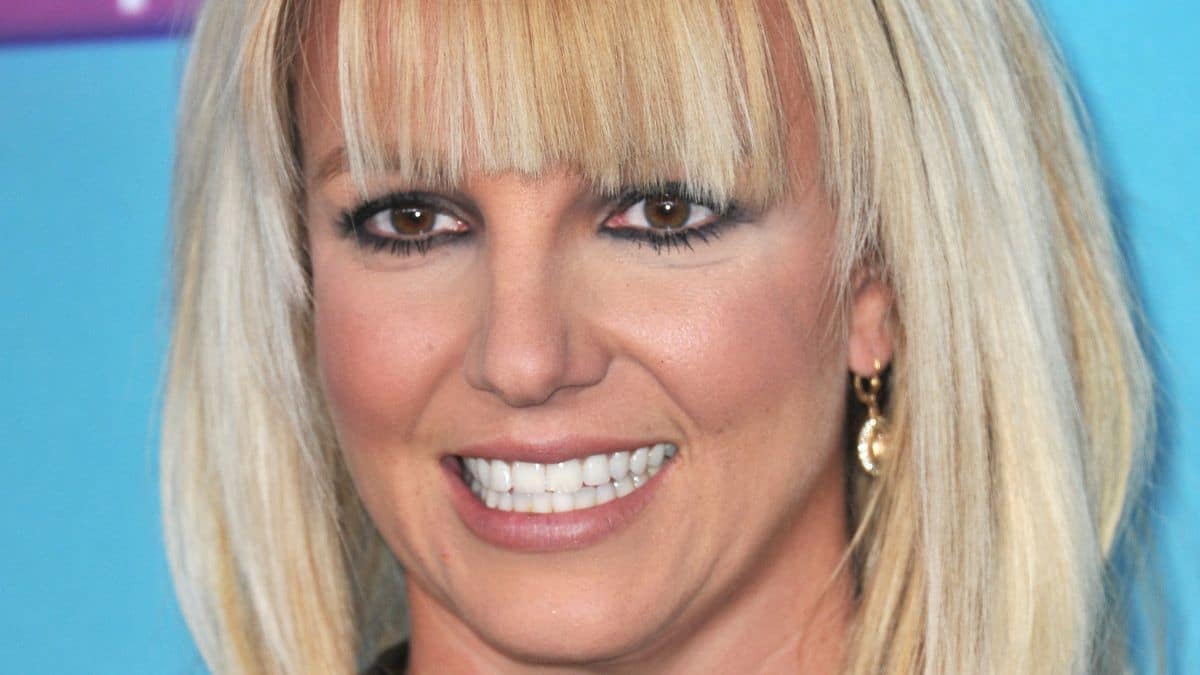 Britney Spears shakes her hips in a crop high after a regarding nude picture spree