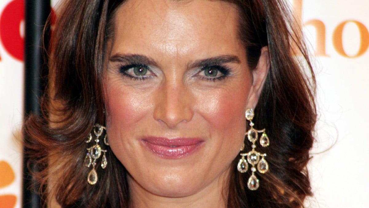 Brooke Shields in strapless bikini will get a trip ‘reset for the soul’