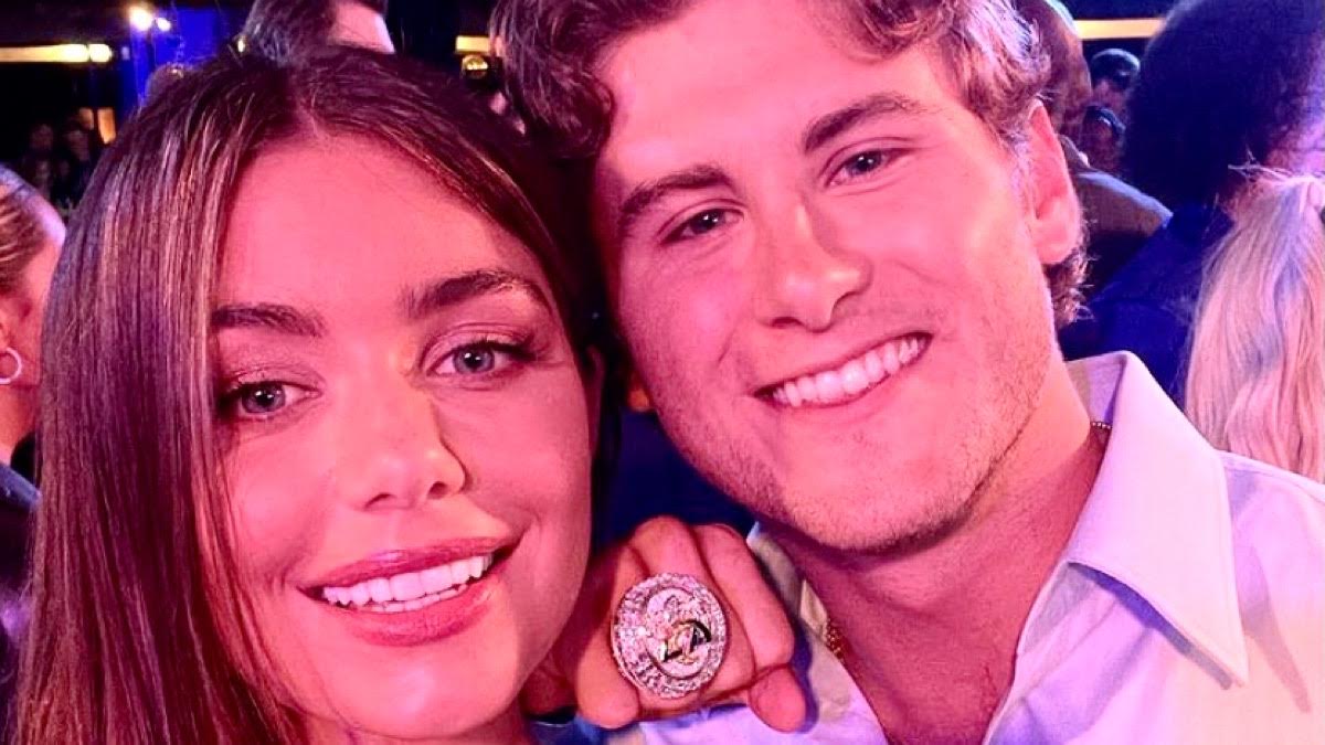 Hannah Ann Sluss and NFL boyfriend Jake Funk showcase their particular rings