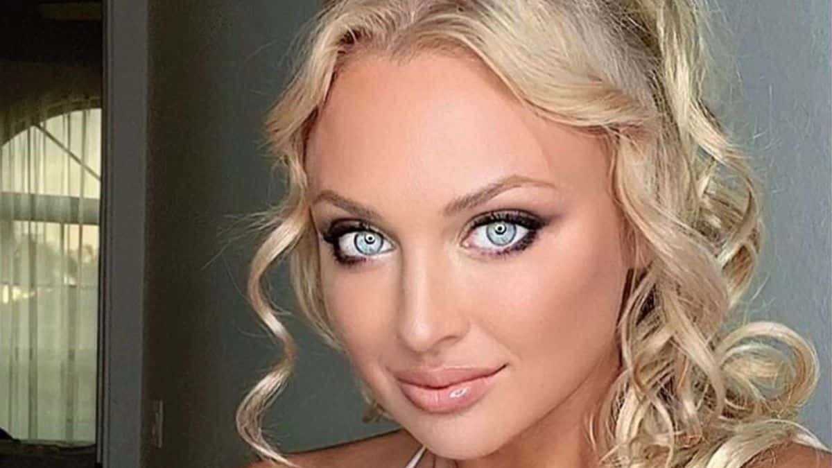 90 Day Fiance: Natalie Mordovtseva wears a cleavage-baring gown to have a good time her birthday