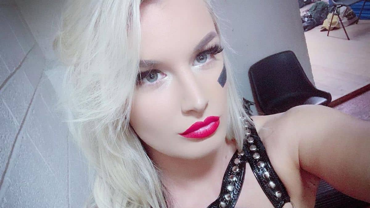 Toni Storm flaunts buns in thong for ‘finest work but’