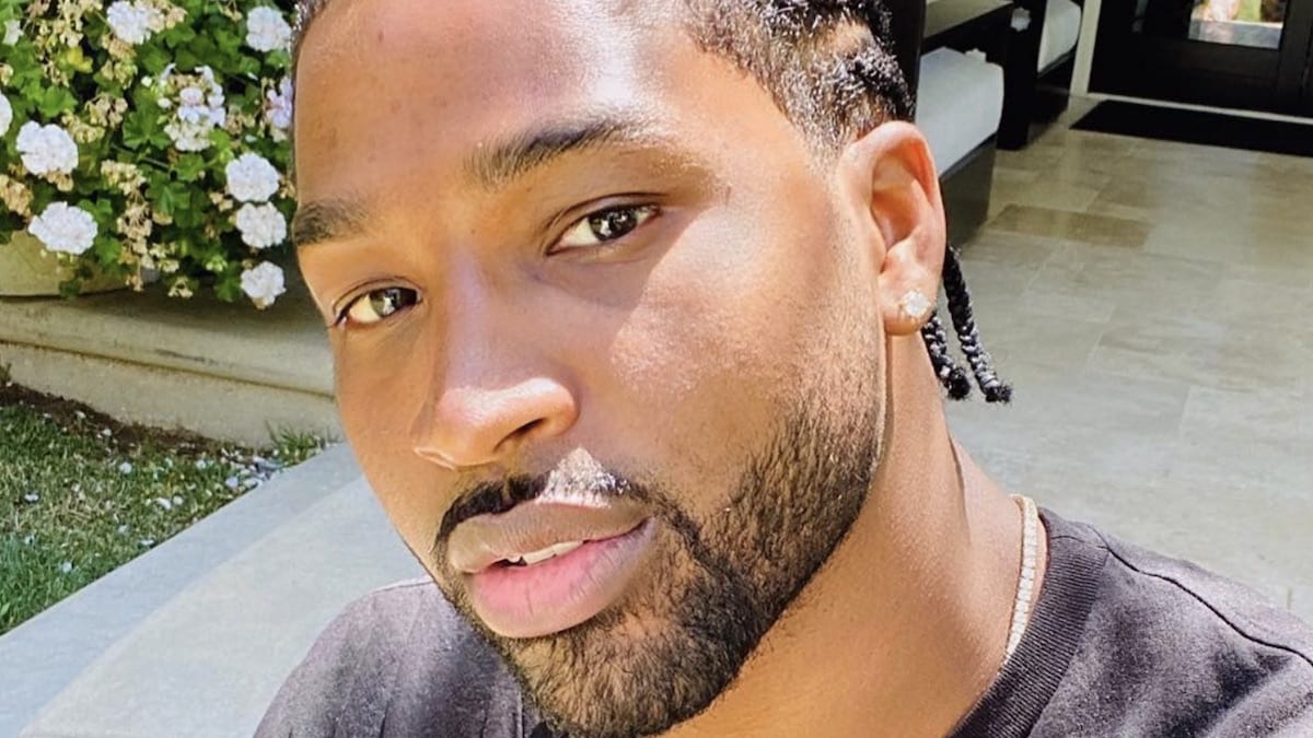 Tristan Thompson partying with ladies in Greece amidst child information