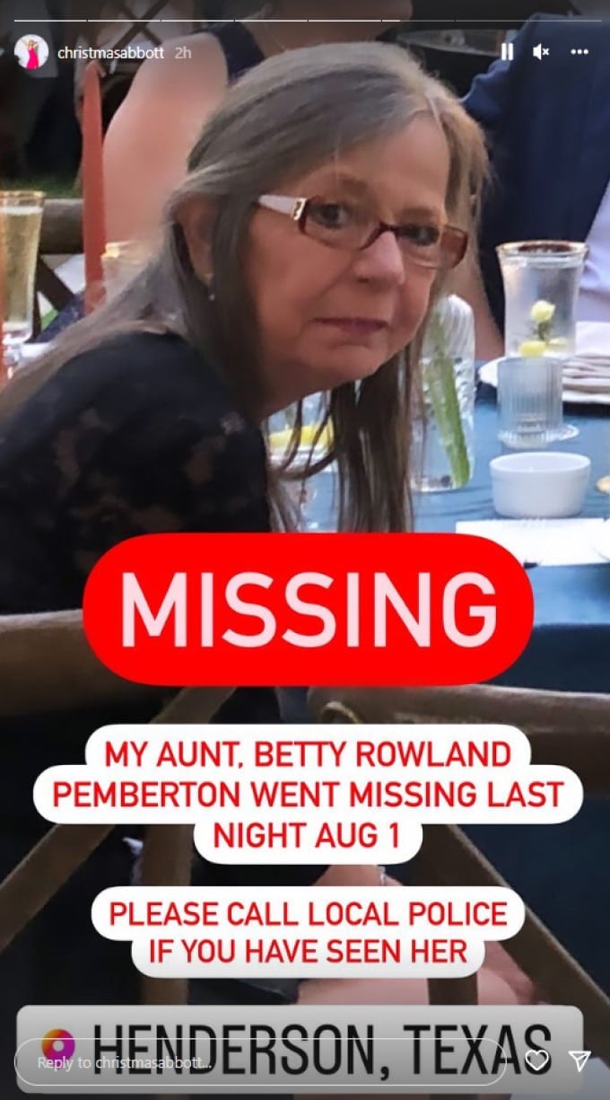 Christmas Aunt Missing