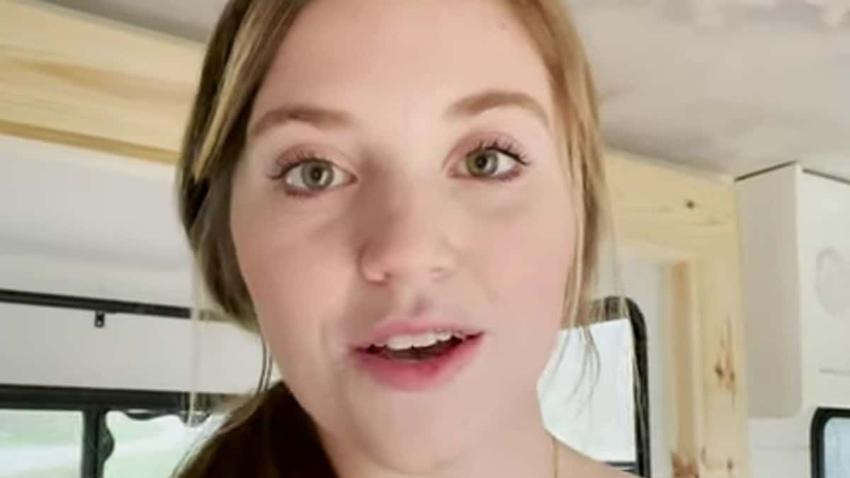 Joy-Anna Duggar giving the RV tour.