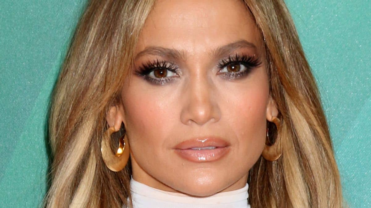 Jennifer Lopez shares cheeky snap for Booty Balm promo