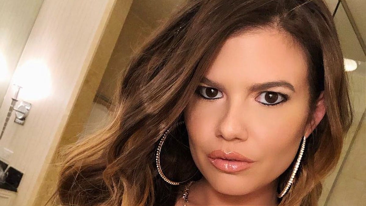 Chanel West Coast in bodycon dress shows off giant baby bump