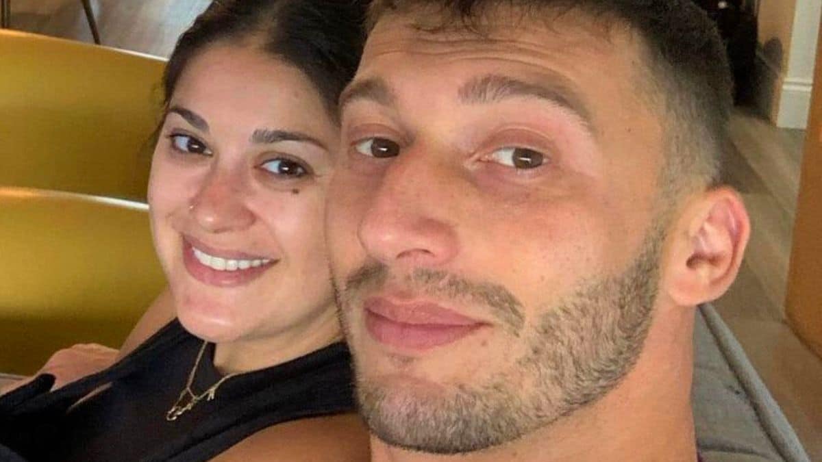 90 Day Fiance star Loren Brovarnik has given birth to a baby girl.