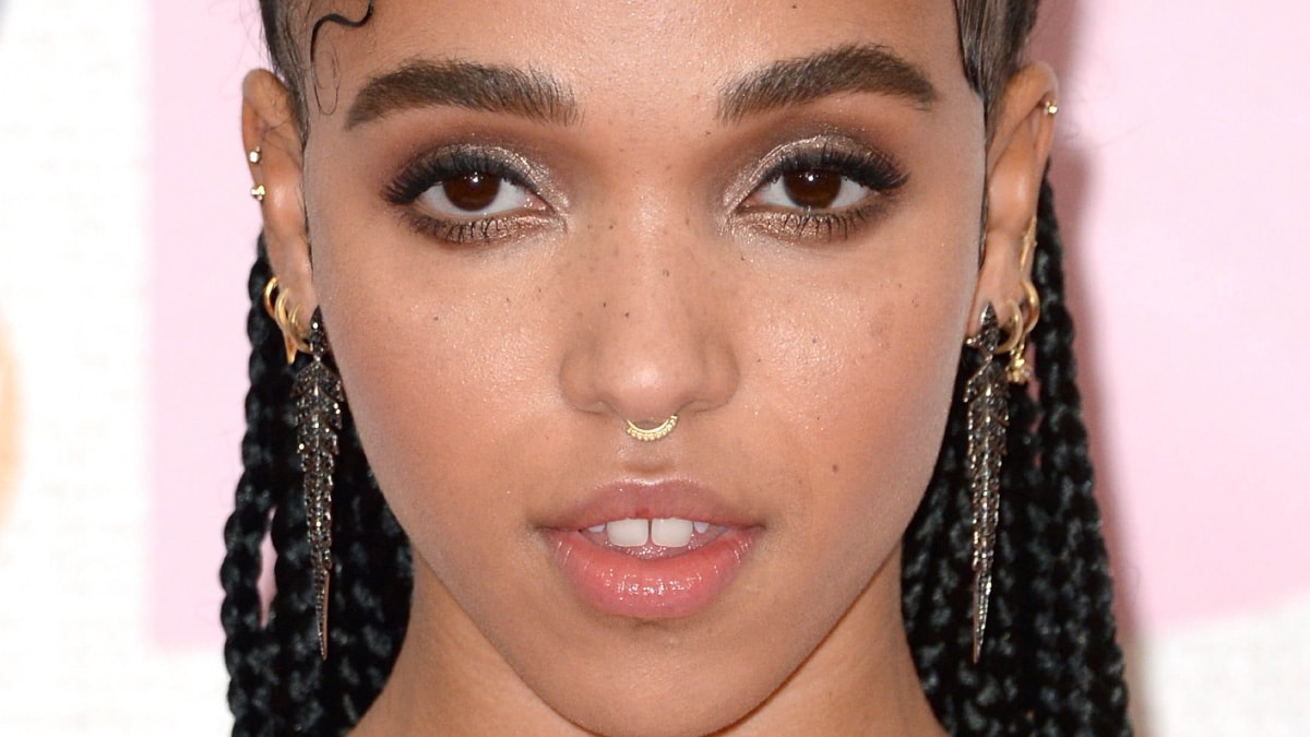 FKA Twigs shows off long legs on the runway - TAnvir Ahmed Anontow