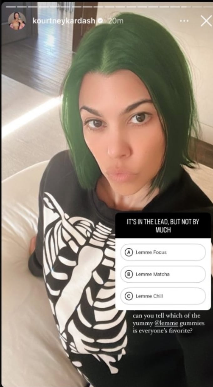 Kourtney Kardashian with green hair
