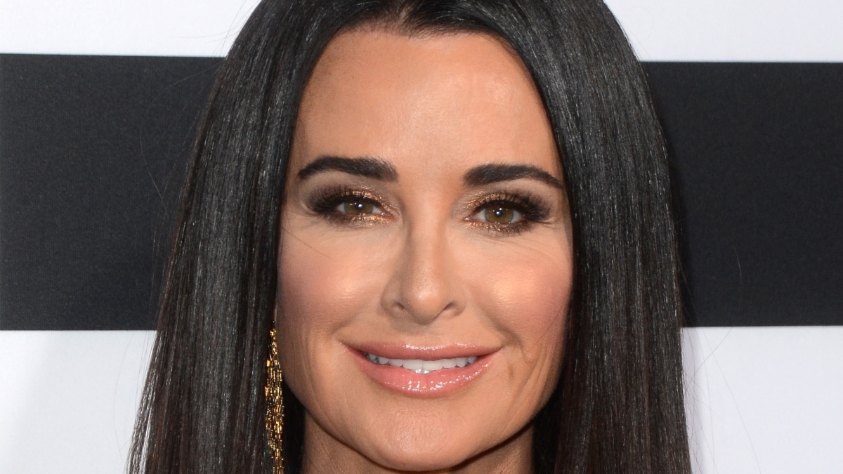 Kyle Richards doesn't want to fight with her sisters, says she wants peace.