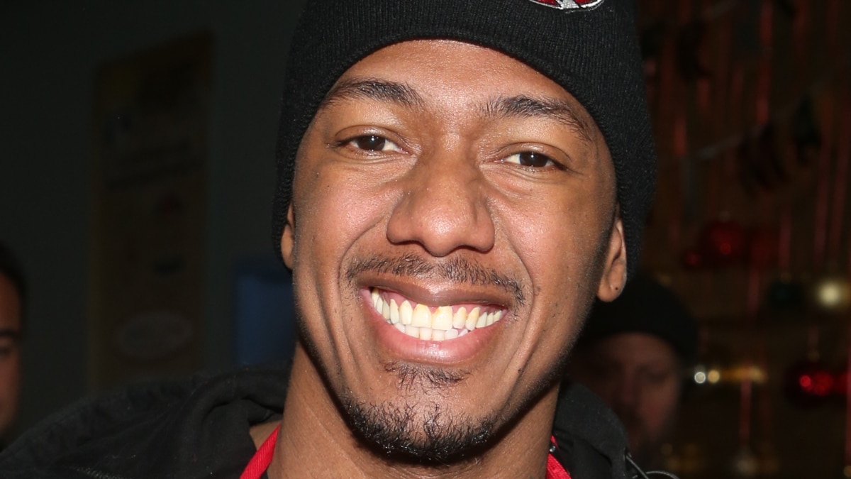 Nick Cannon at Skid Row Mission Christmas celebration