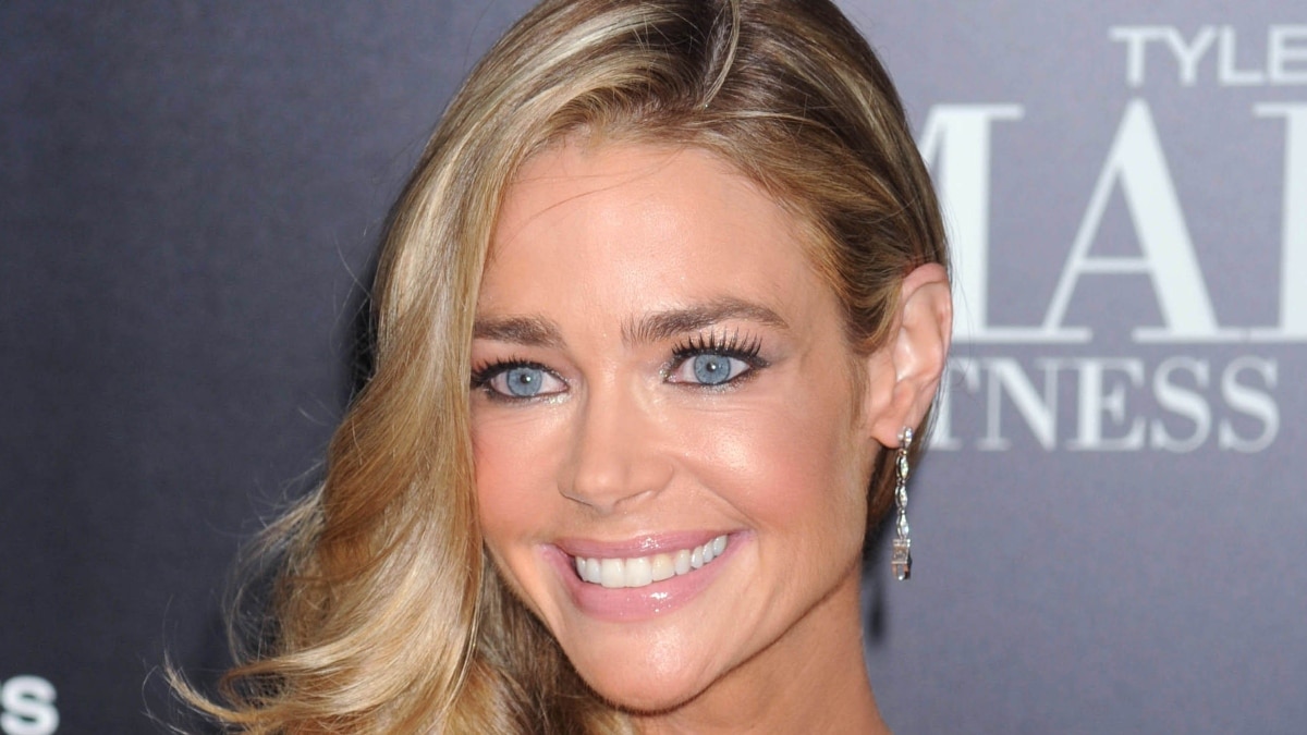 Denise Richards at the premiere of To Rome with Love