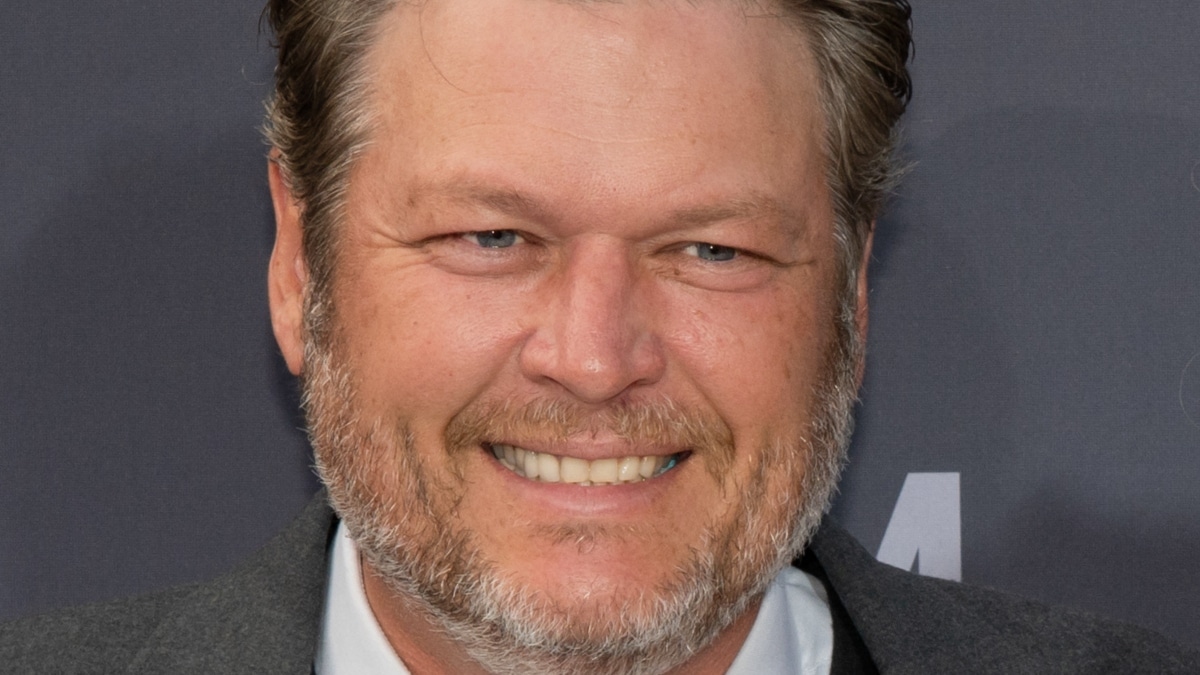 A close-up professional photo of country singer Blake Shelton.