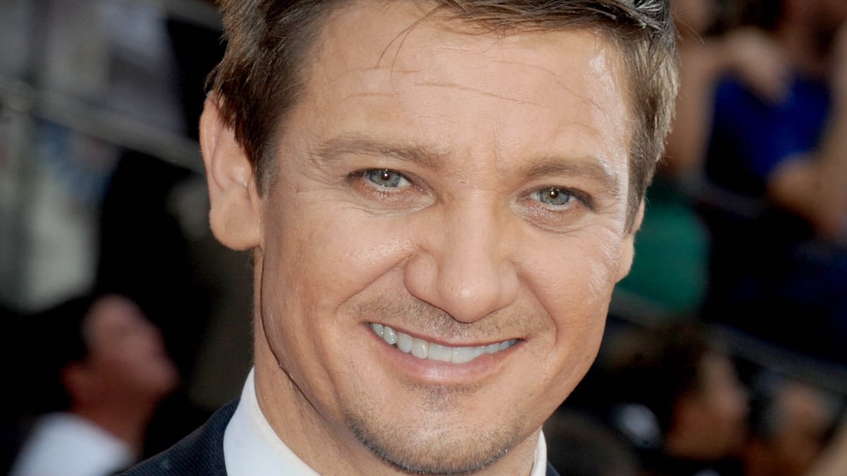 Jeremy Renner attends the premiere of Mission Impossible - Rogue Nation