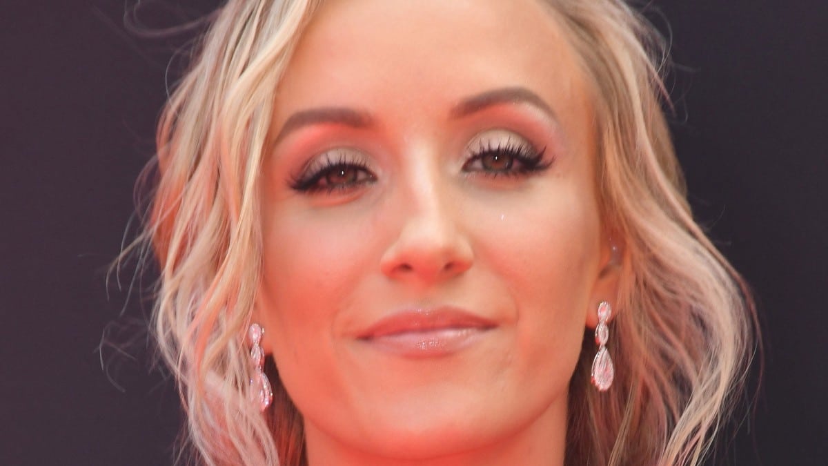 Nastia Liukin is heavenly in gorgeous pink gown.