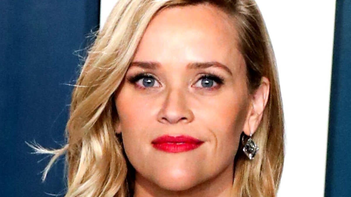 Reese Witherspoon exudes magnificence for Daisy Jones & The Six premiere