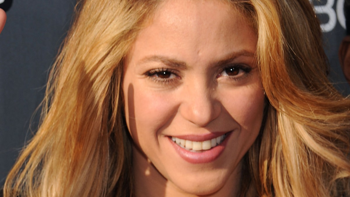 Shakira photo feature