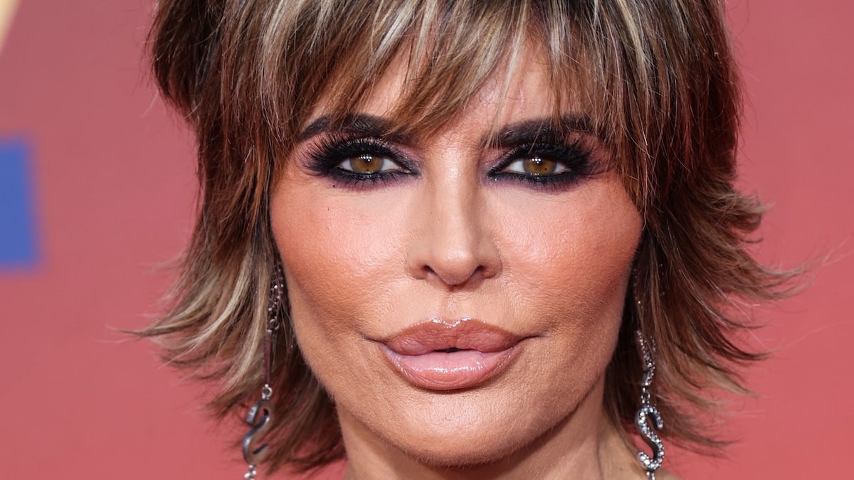 Lisa Rinna is dramatic in glam black costume