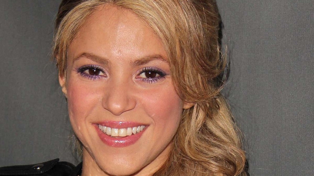 Shakira face