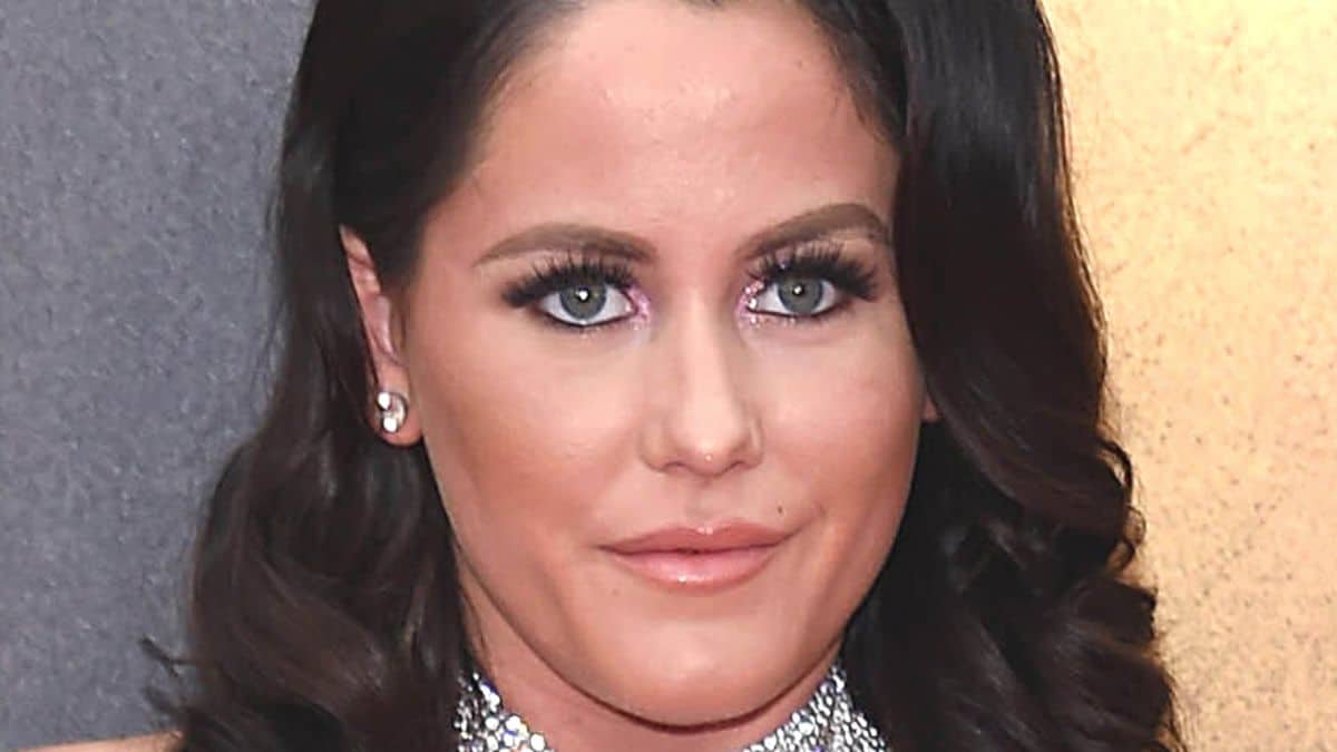 Jenelle Evans strikes a pose for ‘boat day’ with bikini selfie