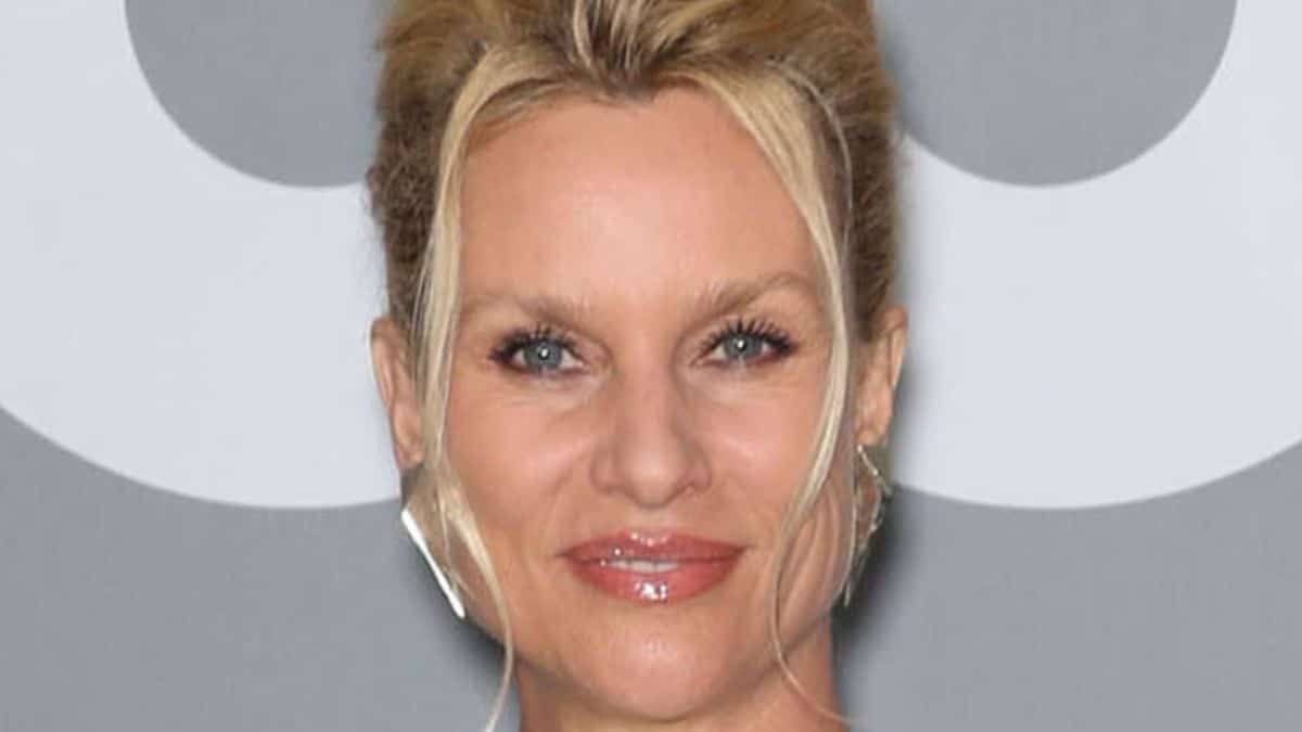 Nicollette Sheridan on the red carpet