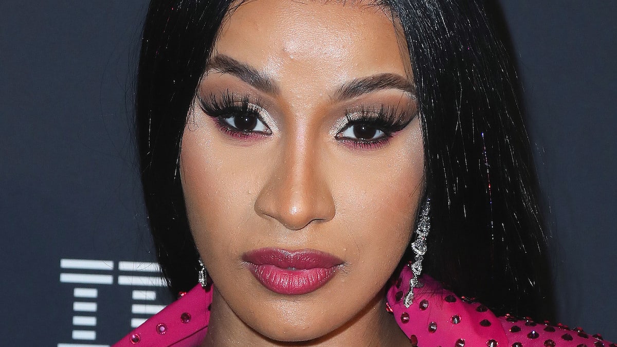 Cardi b's face pictured up close