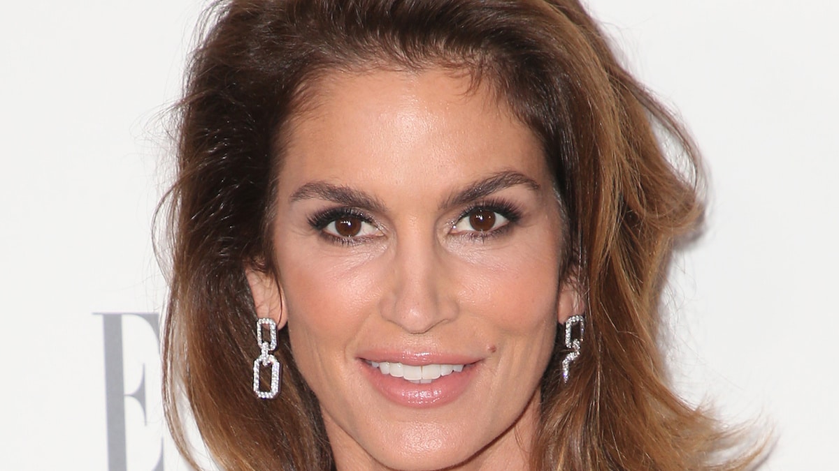 Cindy Crawford. face