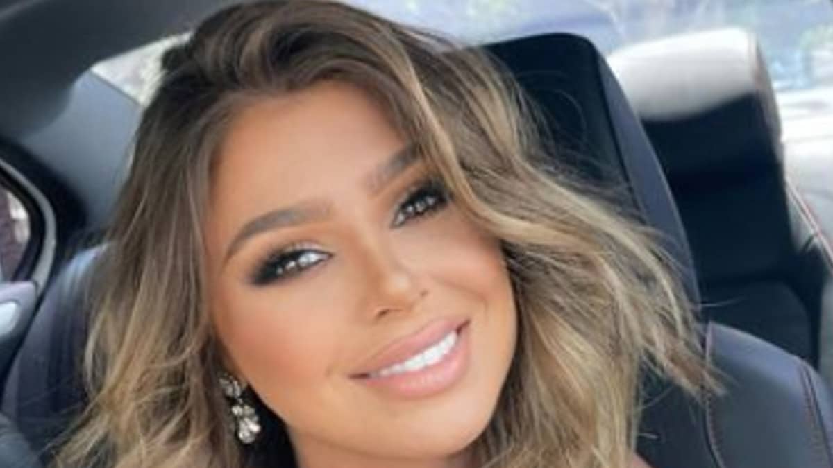 Raquel Leviss in her car