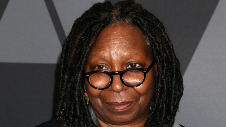 The View star Whoopi Goldberg at the AMPAS 9th Annual Governors Awards