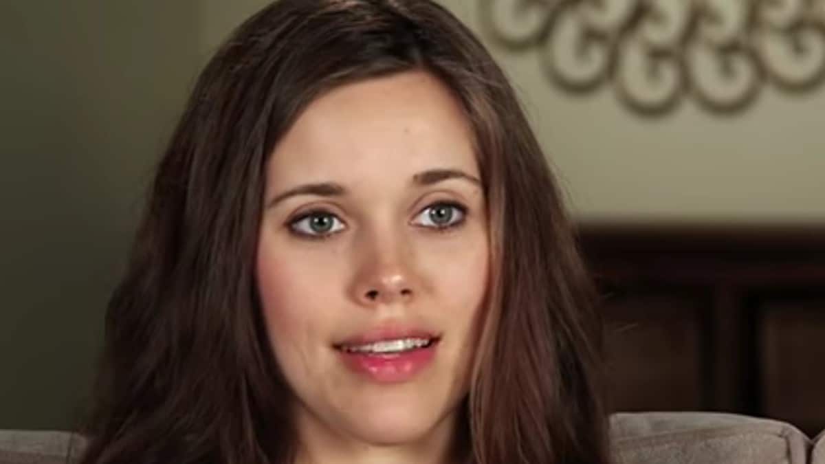 Jessa Duggar in a Counting On confessional
