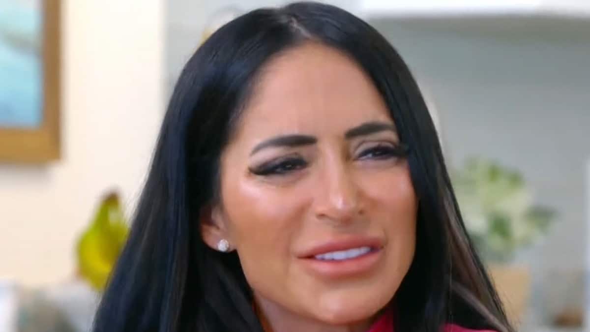 angelina pivarnick on jersey shore family vacation season 6